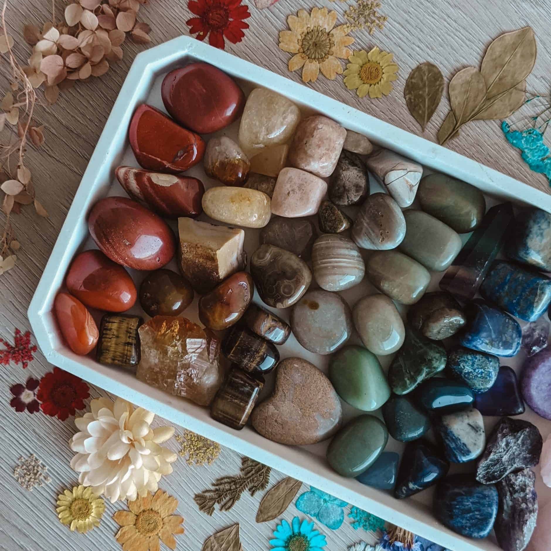 Crystals – Witch Casket Top Picks!